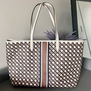 Like new large Tory Burch tote